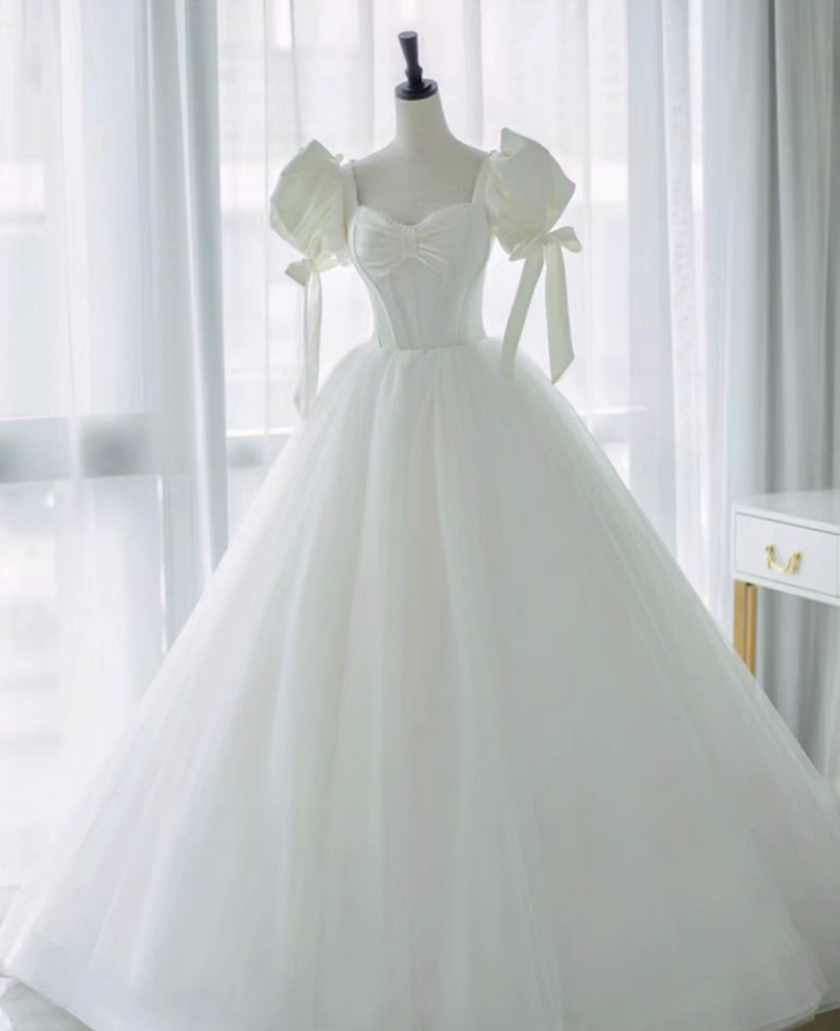 Light Wedding Dress New Style Bride Small French Simple Floor-length Princess Puff Sleeve Dress