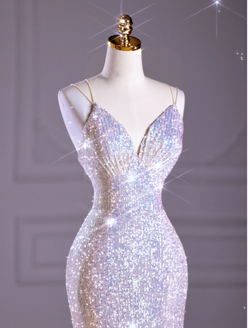 Luxurious sparkling sequined fishtail V-neck ball gown