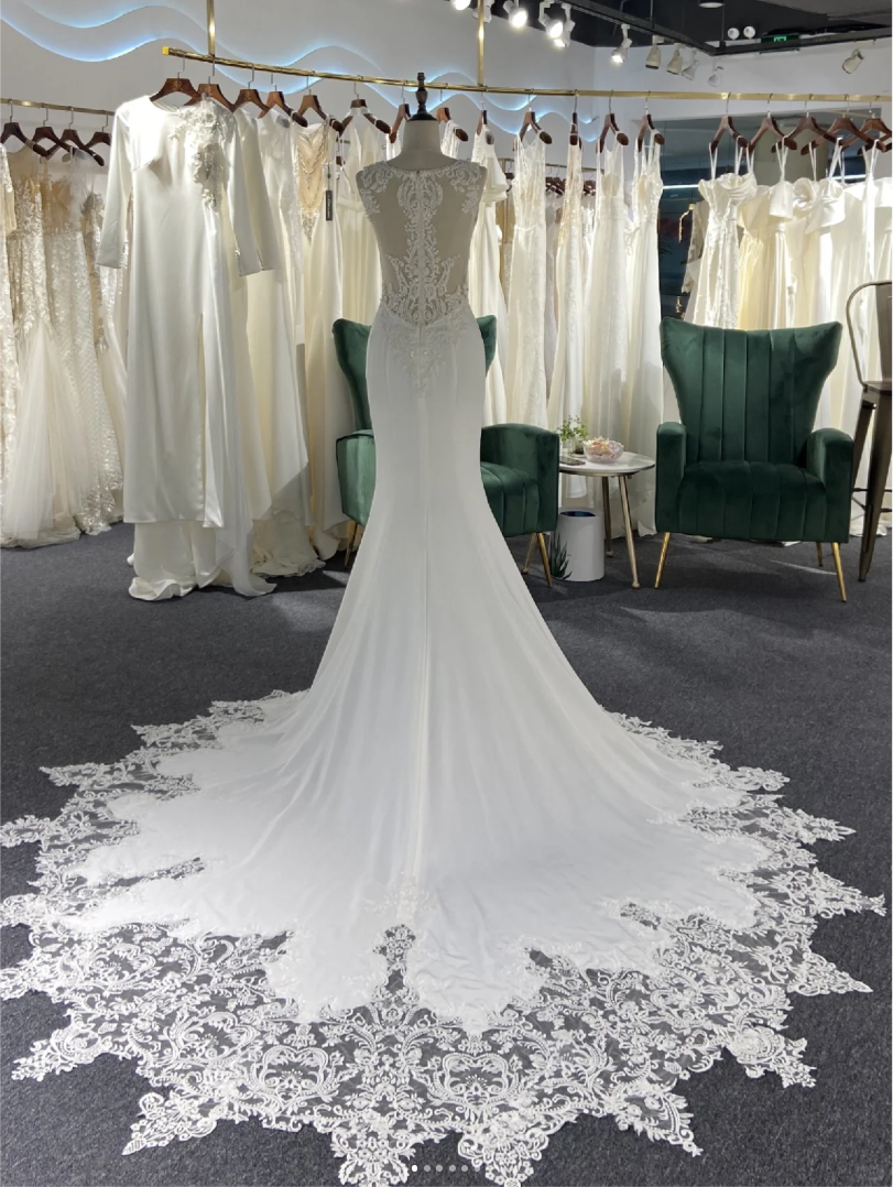 Luxury Victoria Church Train  Satin lace wedding dress