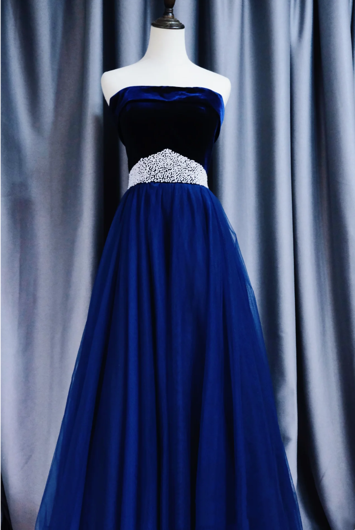 Classic royal blue dress, soft and delicate velvet material, waist beaded ball gown, evening dress, banquet dress