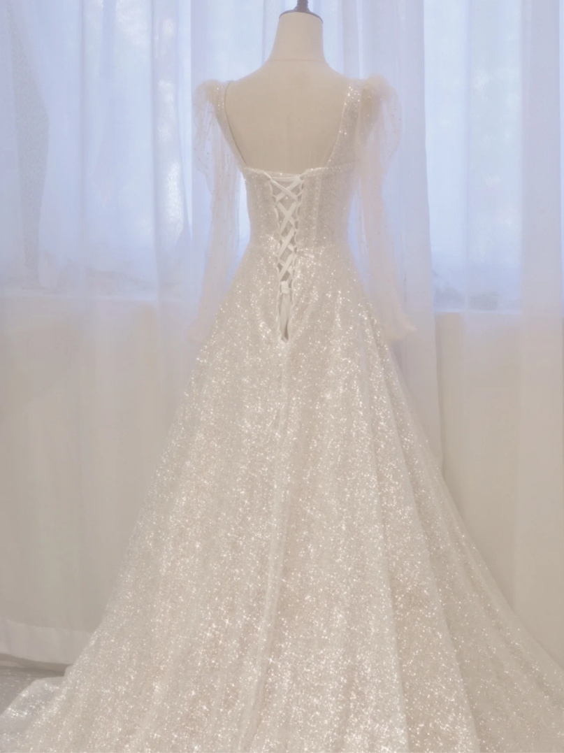 Luxurious Love Neck Bead Embroidered Long Sleeve A-Line Wedding Dress Wedding Dress