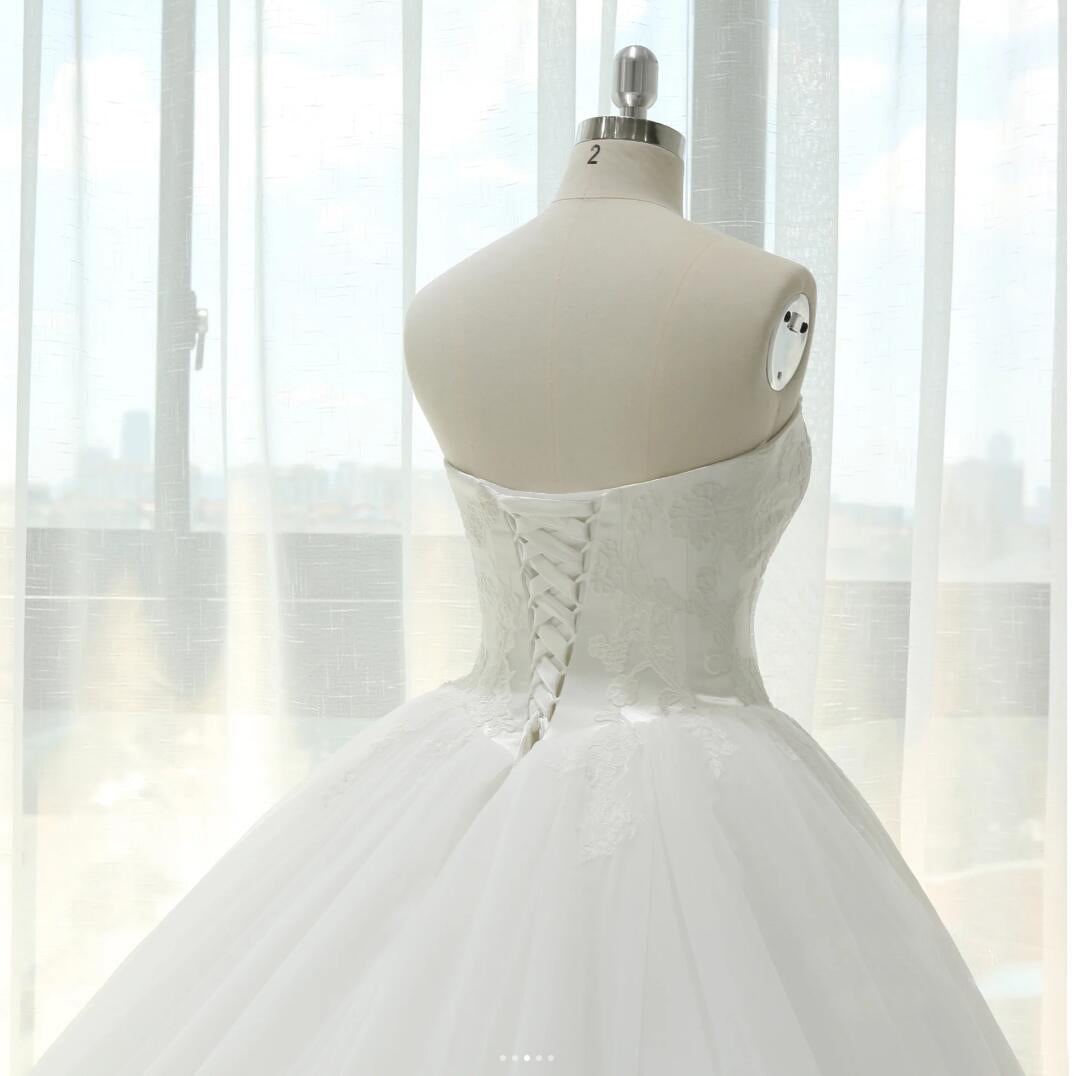 Princess Wedding Dress Luxurious Lace Appliqué Mesh Puffy Swing Train Sweetheart Neckline Backless Princess Wedding Dress