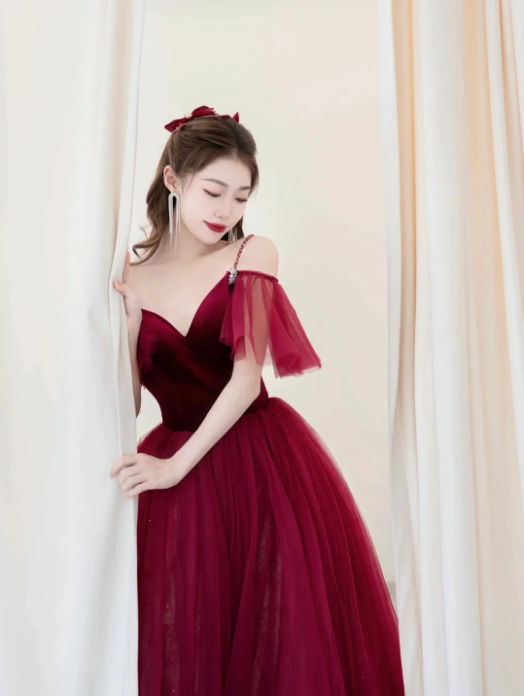 Beautiful V-Neck Velvet Tulle Long Prom Dress, Burgundy Spaghetti Strap Evening Party Dress