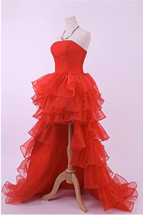 Red lace tube top wedding dress with short front and long back, organza small tail ball gown